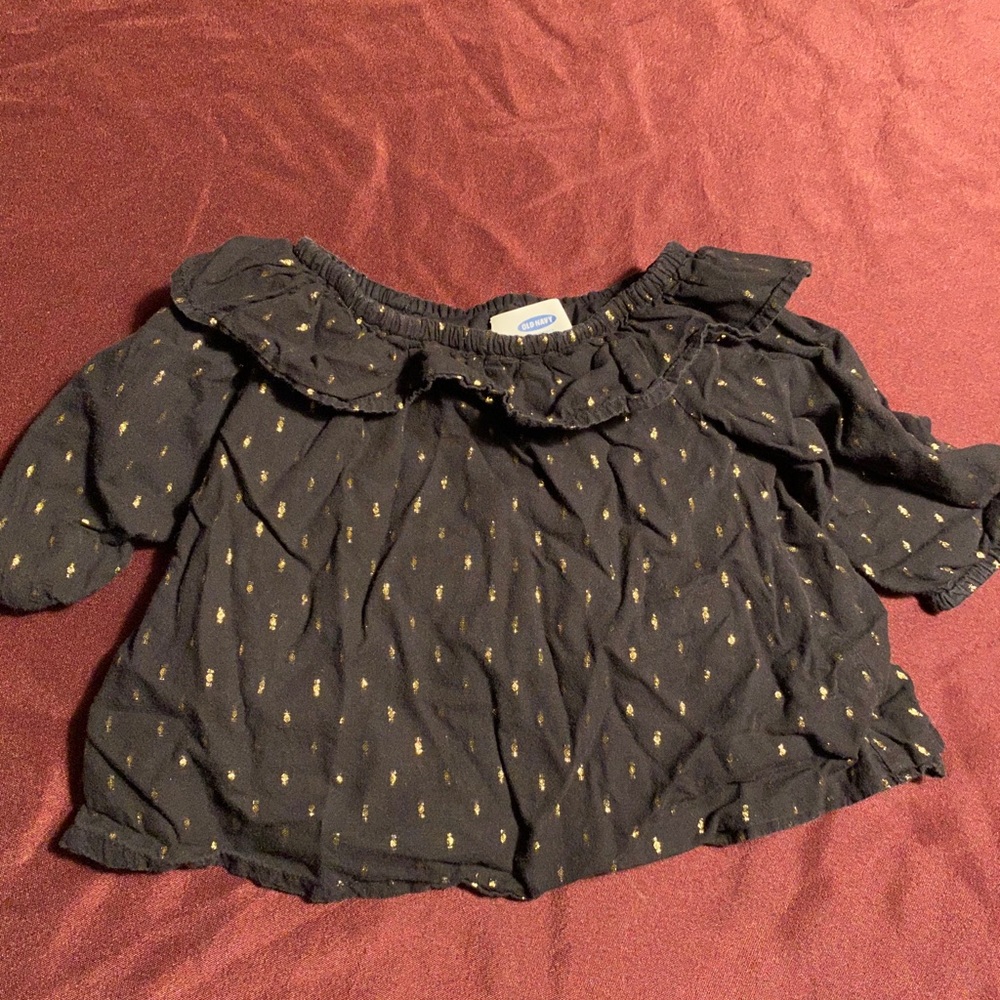 Black and Gold Old Navy Holiday Shirt